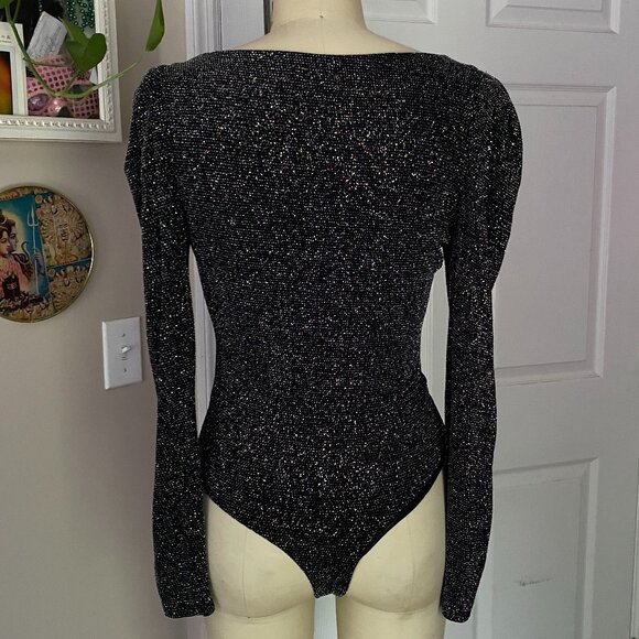 ASTR Black Metallic high-shoulder Stretch Cocktail Bodysuit Shirt *SMALL* - Picture 4 of 5